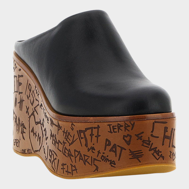 Esmire & Co Chloé black calfskin leather wedge sandals with graffiti-engraved wood-effect platform sole