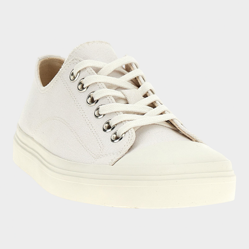 Esmire & Co white cotton low top sneakers with lace-up closure and rubber sole